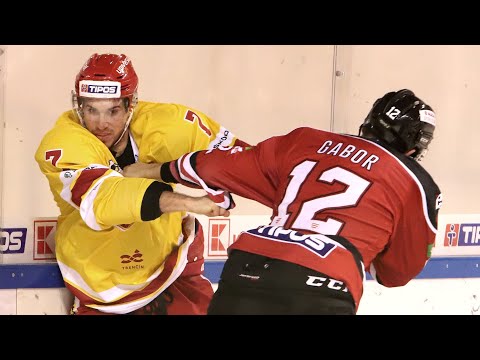 Gilbert Gabor vs Pierre Crinon Hockey Fight (Dec 12, 2021)