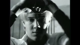 Christian Wunderlich - Why Goodbye (Official Music Video)