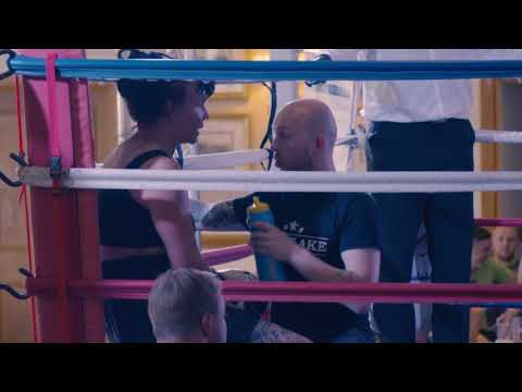 Jamie 'Lighting' Lee v Trisha the Titan