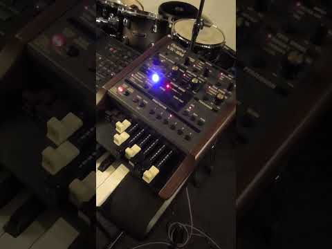Roland VK-8M – Hammond Organ Sound Module / Controller image 6