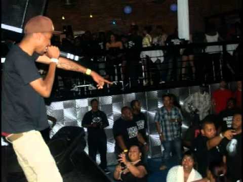 Xplosive Rockboi & Hotwatta Ft. Sean Oatz - Whip On Charge.mpg