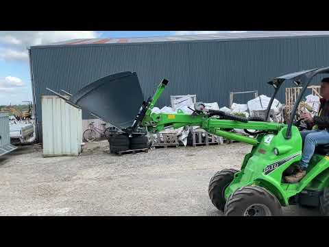 AVANT 640 4WD ARTICULATED LOADER - Image 2