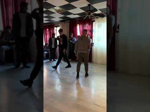 LOS GALLOS DEL RAP CUARTOS( Flops vs Mc juanito)