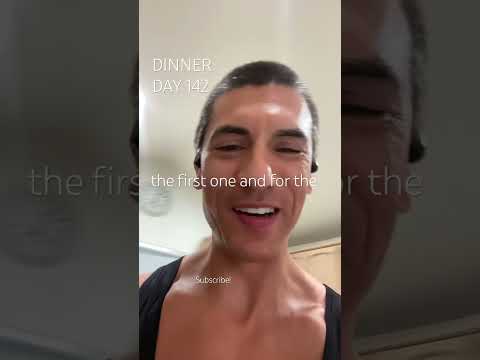 Dinner Day 141: protein pancakes with peanut butter and banana