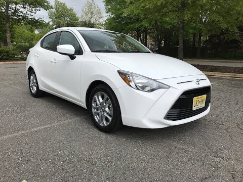 2017 Toyota Yaris iA 6-speed – Redline: Review