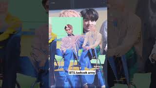 Download lagu Jungkook can't take his eyes of from taehyung๐๐๐ #taekook #vkook #kookv #Shorts #BTS mp3 Download lagu Jungkook can't take his eyes of from taehyung๐๐๐ #taekook #vkook #kookv #Shorts #BTS mp3