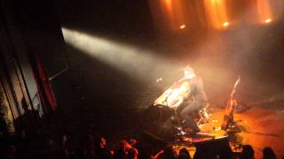 BERNHOFT - Prayer to a Landlord (Encore song) -  Live @ Le Trianon, Paris - May, 21st 2012