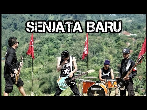 Superiots Feat Ade - Senjata Baru (Video Lyric)