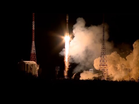 Soyuz-2.1b launches OneWeb 4