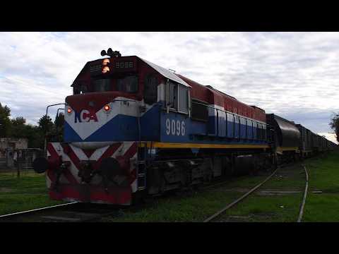 Tren cargado de NCA con la EMD GT-22CW 9096 pasando por Marcos Juárez!!!!!!