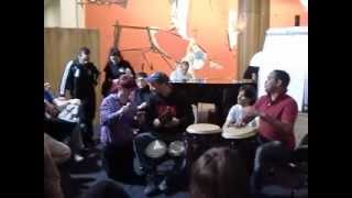 Taller de percusión de Joaquín Arteaga en el Vitoria Salsa Weekend