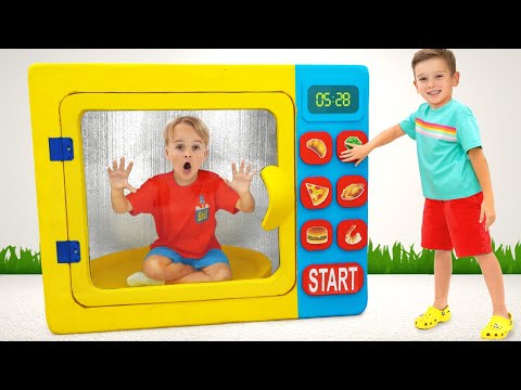 Дети учатся работать в команде с помощью волшебных гигантских игрушек