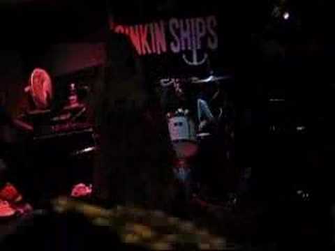 Sinkin' Ships - Bad Bad Bad (live Oct 2003)