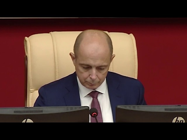 2,5 млрд рублей на зарплату учителям и подготовку к зиме