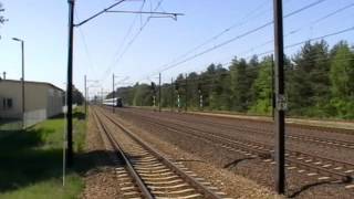 preview picture of video 'IC przelotem przez stację Włoszczowa Płn. / Polish IC train passing Wloszczowa North station'