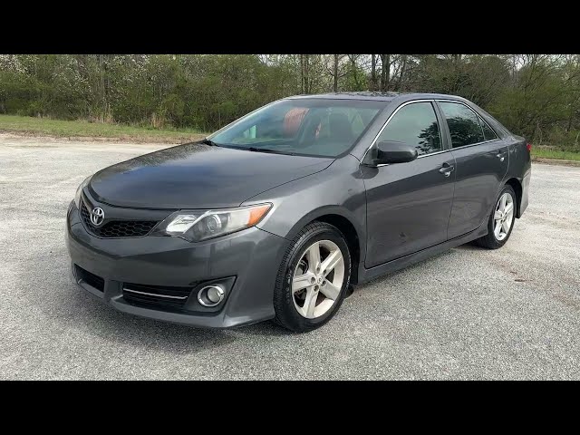 2012 Toyota Camry - Image 14