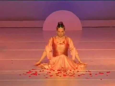 Sara Avtar Performing with Lex Van Someren 2007