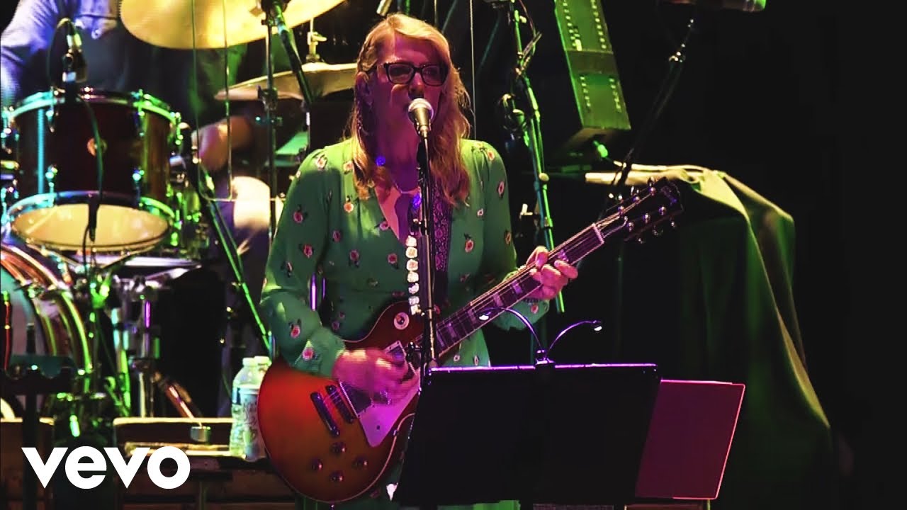 Tedeschi Trucks Band - Tell The Truth 
