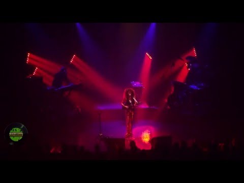 Flavia Coelho -  Por Cima @ la Rampe - 01/12/2015