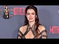 Look Closer Anne Hathaway S Daring See Through Look For London Screening