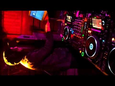 BUL!M!ATRON live @ Love Groove 2011 - Memories