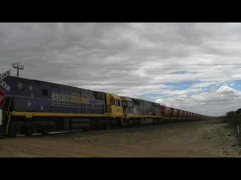 AC4308 NR1 and CF4407 on 3MR1 ore Shark Lake