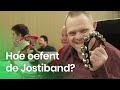Hoe oefent de Jostiband? | Het Klokhuis