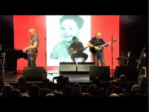 RIGHT SAID FRED - YOU'RE MY MATE - ACOUSTIC - NIGHT OF THE LIVING FRED TOUR | OFFICIAL MUSIC VIDEO