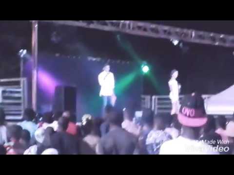 Esthalia taken ésté ft thalia  bah foudhoi