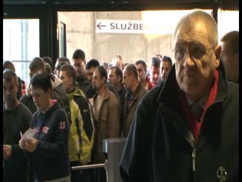 TURNIR 4 KAFIĆA Mali balun - veliki ljudi 1/4