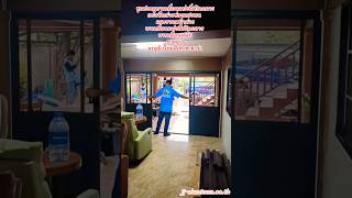 ประตูบานเลื่อนแบ่งสี่เปิดกลางแบ่งทึบล่างช่องแสงบน