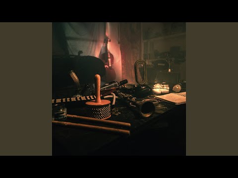 Peacock Strut (feat. Nalani Rothrock)