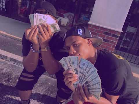 DvpeAssDarren (D.A.D.)- HELLA! (Ft. 1kForevaPaid) (PROD. By TORM ON THE TRACK)