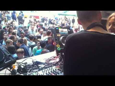 Adam Beyer @ Out of Space 2 @ Casa Presei Libere - 31.05.2013 (3)