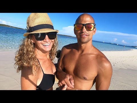 exploring the bahamas - blue holes, eagle rays & turtles | 49 | Beau and Brandy Sailing
