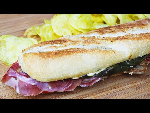 Serranito | Bocadillo típico de Málaga