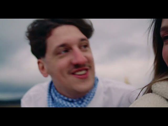 Die Nachbarin von Tream ((jetzt ansehen))