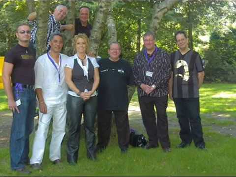 De Dixie Aces - No More Running Around