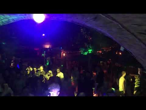 Aleks Daniels vs Ian Carlast - Techno 3p to Halamoye