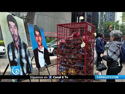 Colocan ofrenda floral en CDMX para honrar a mineros de Pasta de Conchos, Coahuila