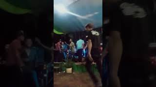Download lagu Dj remik  pelangi di matamu 😎😎 mp3