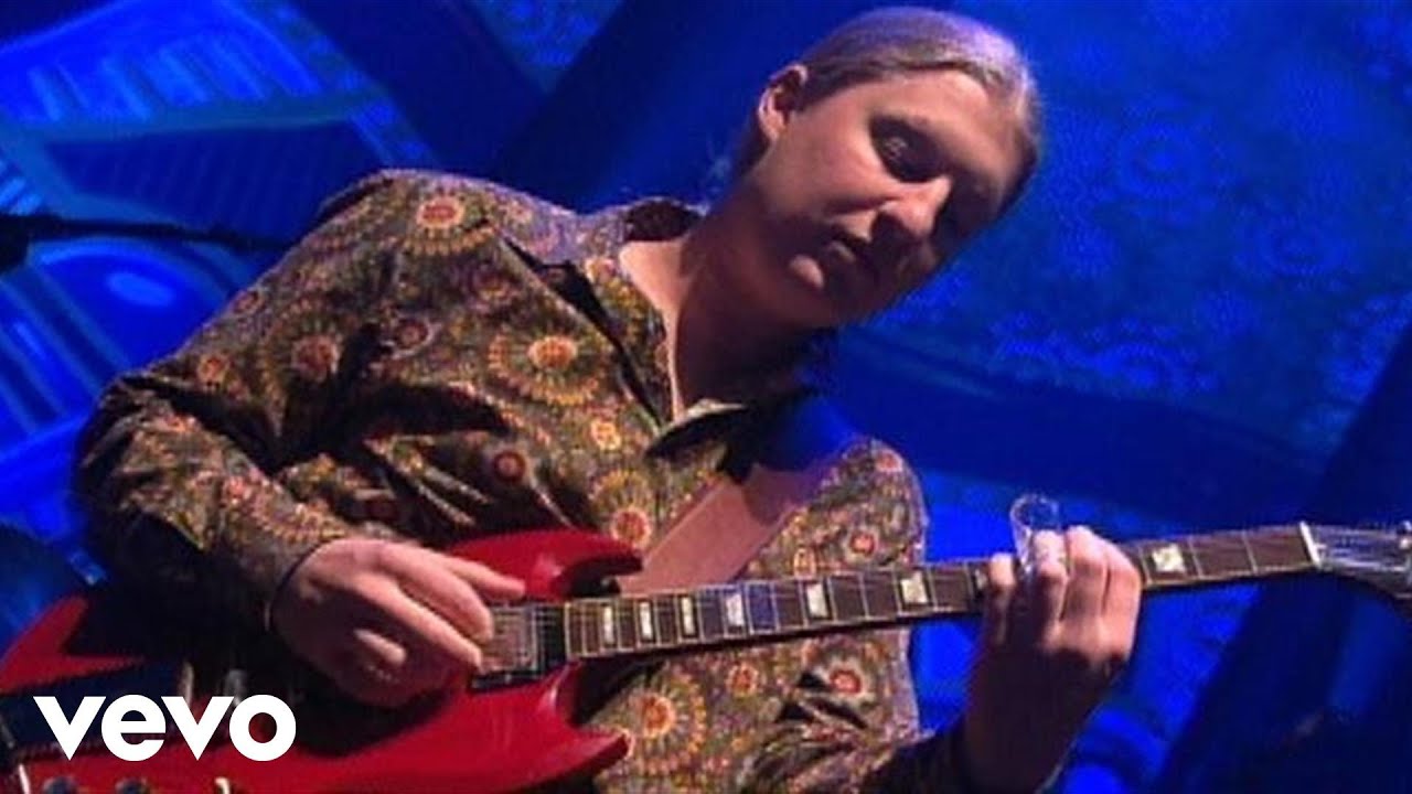 The Derek Trucks Band - Crow Jane (Live) - YouTube