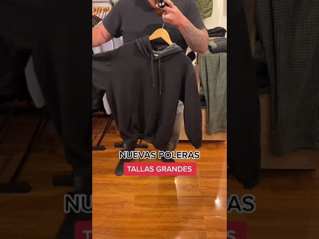 Vídeo relacionado con Disney Lilo & Stitch Clutching Hearts Sudadera, Unisex para adultos, Negro, L