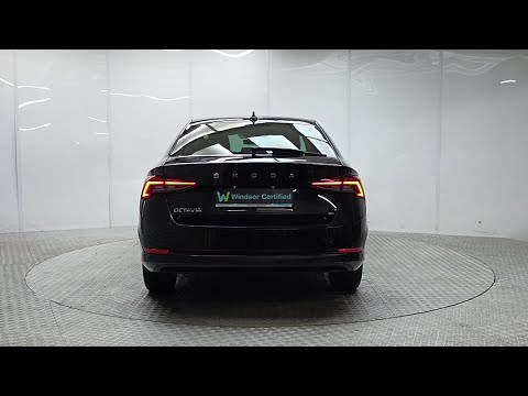 Skoda Octavia E30 2.0TDI DSG 5DR - Image 2