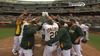 Donaldson crushes a walk-off blast to center