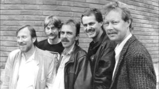 Laber Bris - One Step Forward