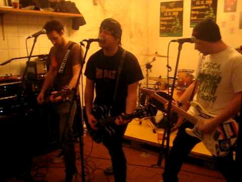 OFFICER FRIENDLY - Wolfbrigade