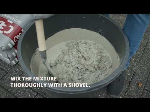 Installing a parasol ground anchor - Solero Fuerto