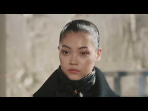 ALAÏA WINTER SPRING 2023 SHOW BY PIETER MULIER