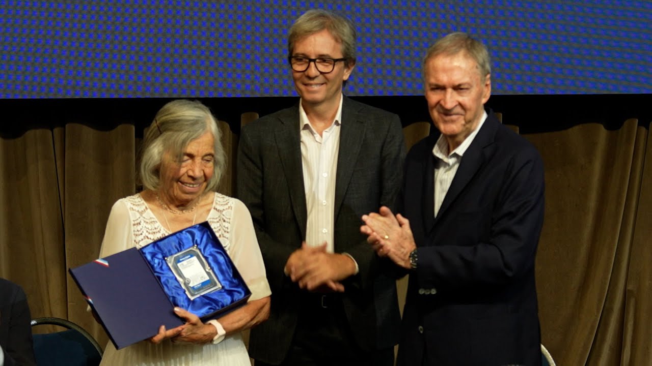 La Provincia entregó la base de datos de las actas de nacimiento por la identidad